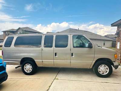 2007 Ford Econoline E350 Super Duty Passenger - Van