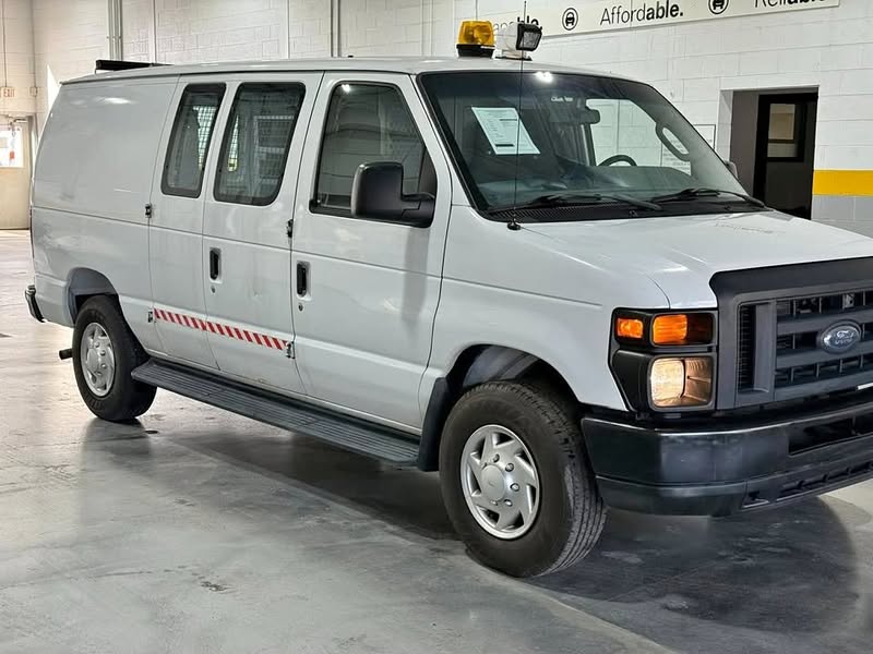 2013 Ford e-250 econoline