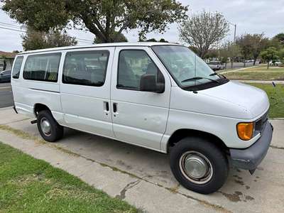 2006 Ford Econoline E350 Super Duty Cargo - Extended Van