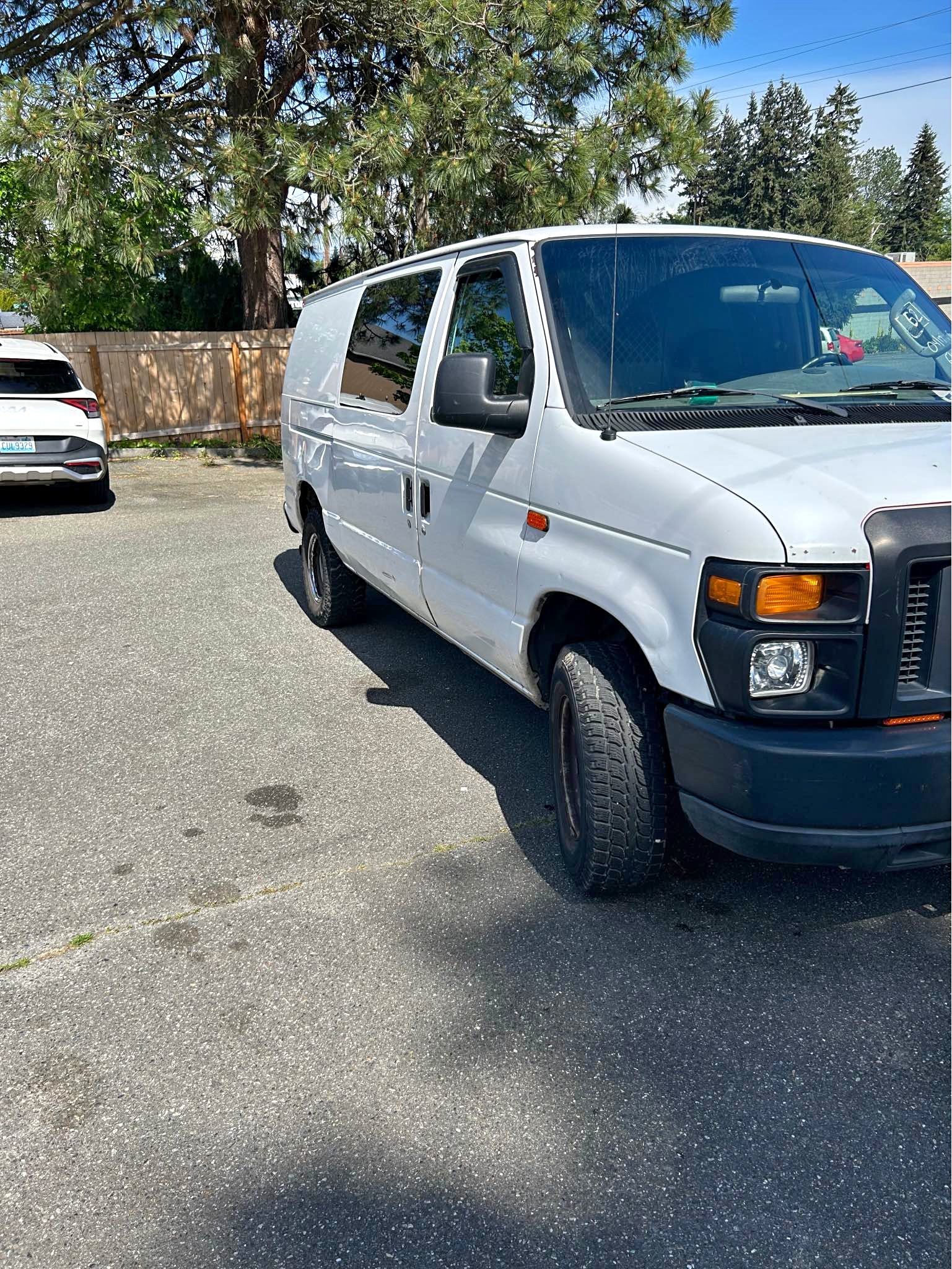 2008 Ford Econoline E350 Super Duty Cargo - Van