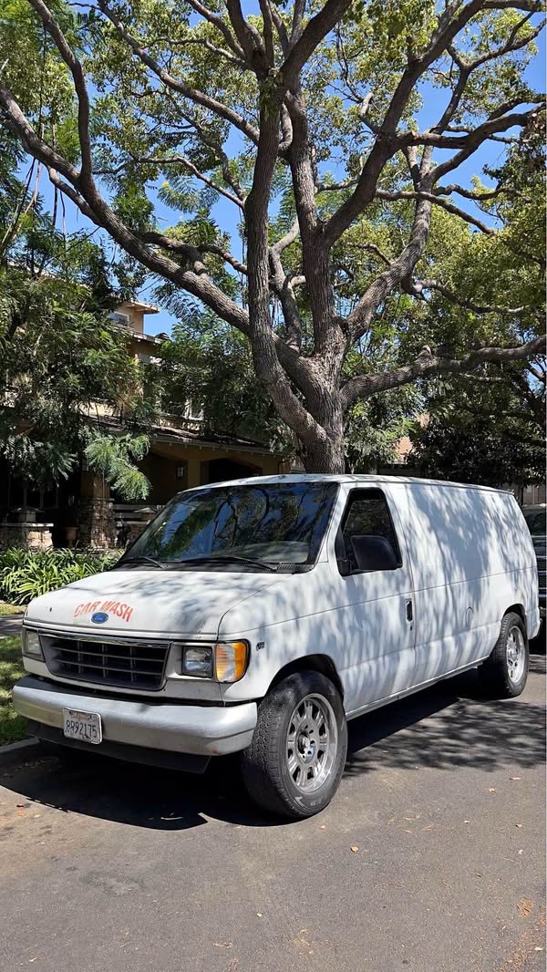 1997 Ford Econoline E250 Cargo - .