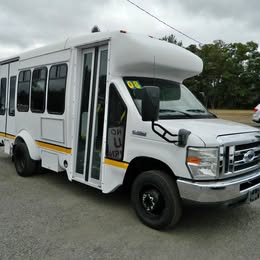 2008 Ford Econoline Shuttle Bus
