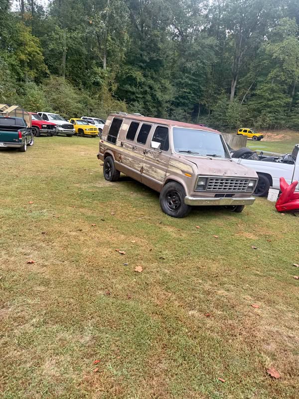 1982 Ford Econoline - XL Van 3D