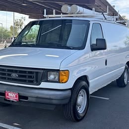2004 FORD ECONOLINE