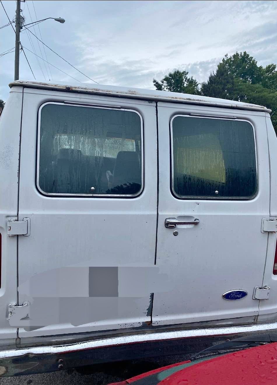 1989 Ford Econoline - Super Van