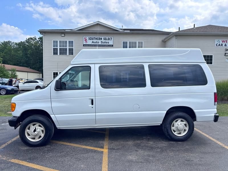 2007 Ford Econoline Cargo Van