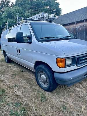 2006 Ford Econoline E150 Cargo - Van