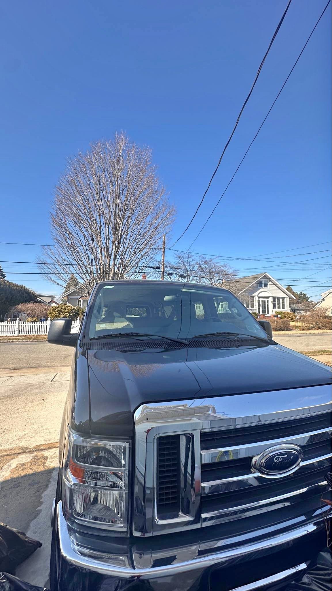 2013 Ford Econoline E350 Super Duty Passenger - XL Super Duty
