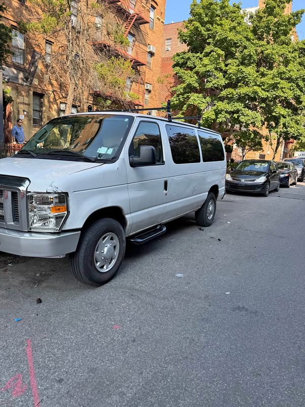 2010 Ford Econoline E350 Cargo