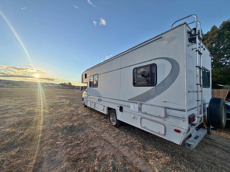 1996 Ford Econoline E350 Super Duty Passenger