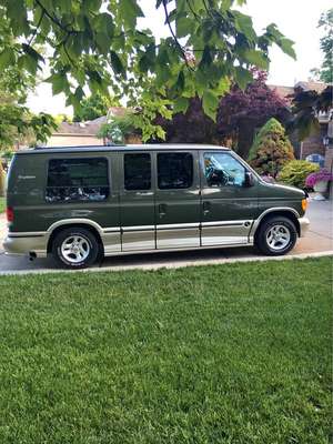 2004 Ford Econoline E150 Passenger - Van
