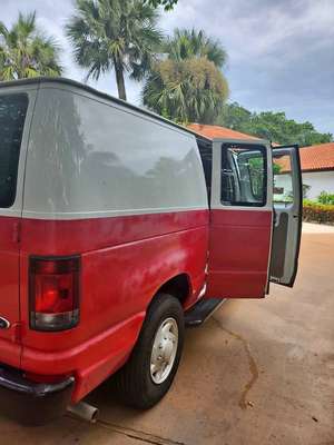 2013 Ford Econoline E250 Cargo - Van