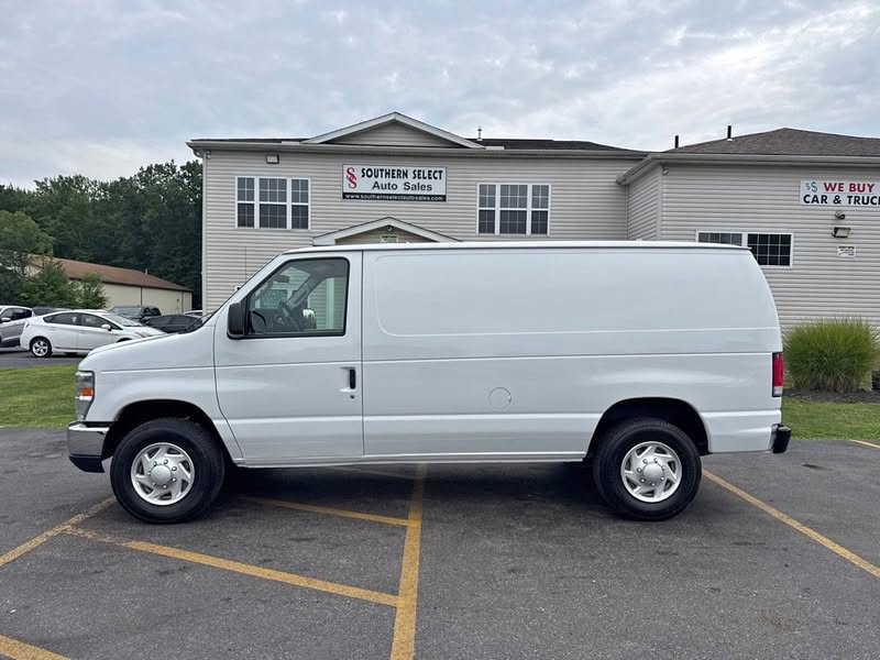 2014 Ford Econoline Cargo Van