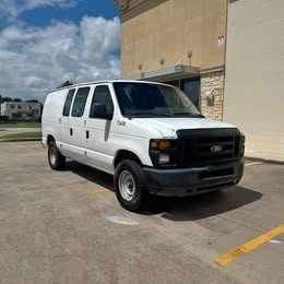 2009 Ford Econoline E250 Cargo - Van