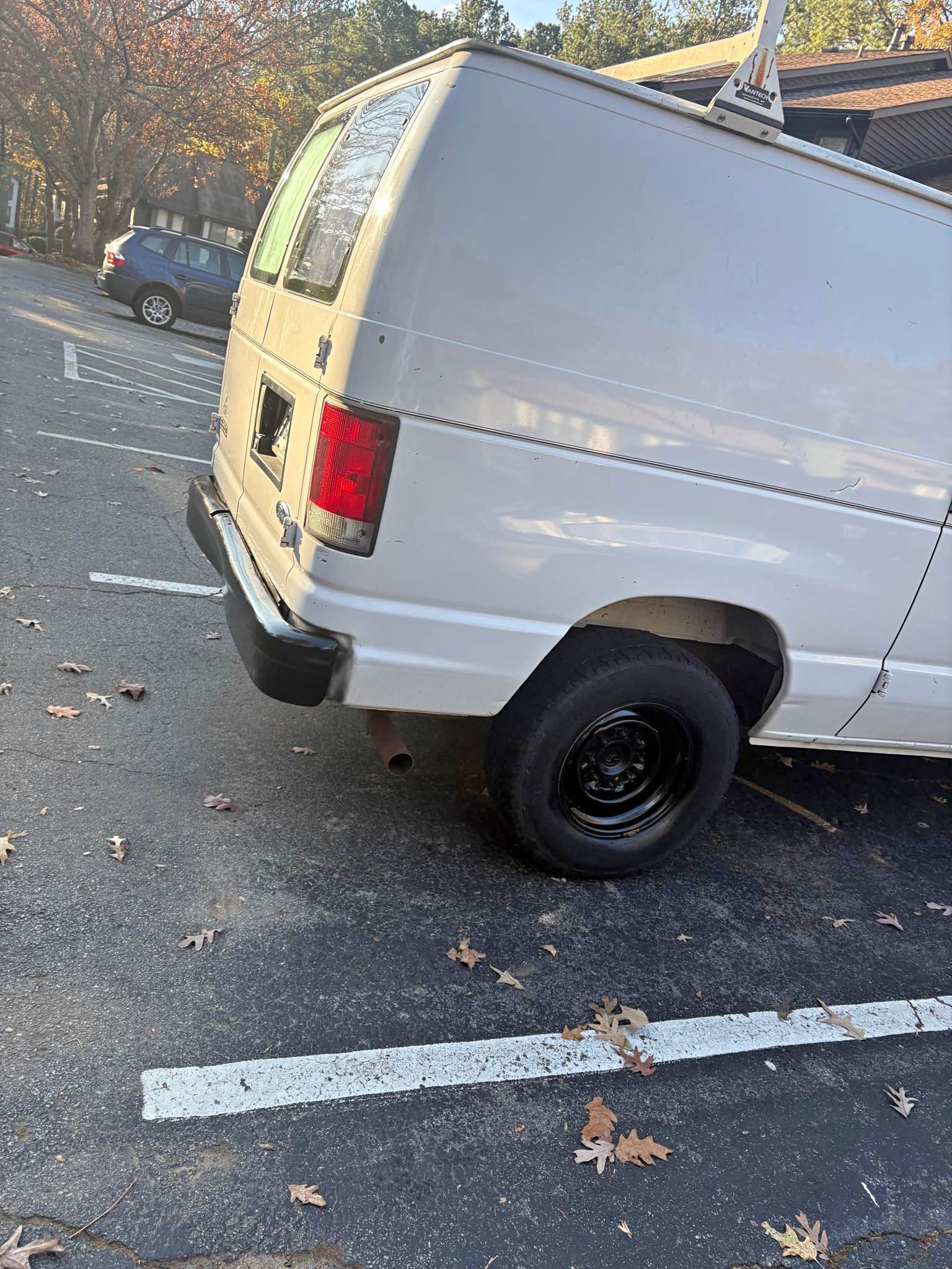 2004 Ford Econoline E250 Cargo - Van