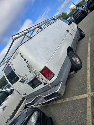 2005 Ford Econoline E350 Cargo - Van