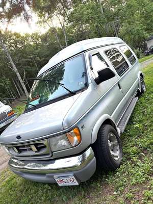 1999 Ford Econoline E150 Passenger