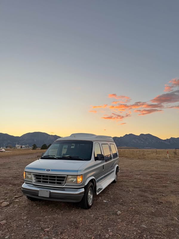1993 Ford Econoline - Conversion Van