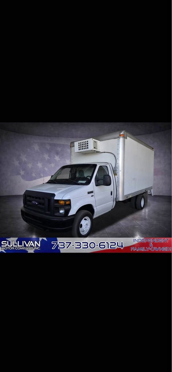 2013 Ford E-450 econoline  cutaway