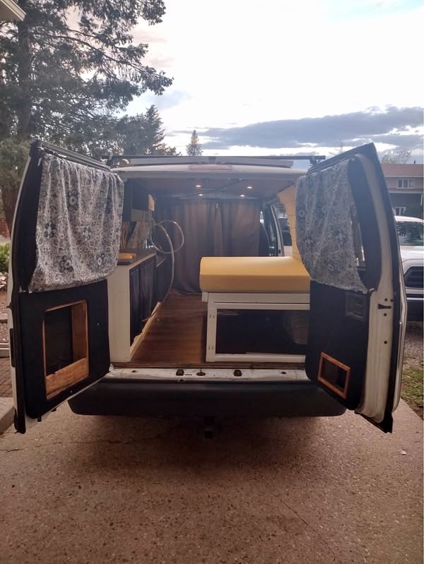 2000 Ford Econoline
