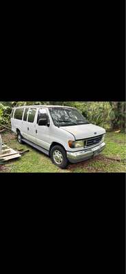 1996 Ford Econoline E350 Super Duty Passenger - Van
