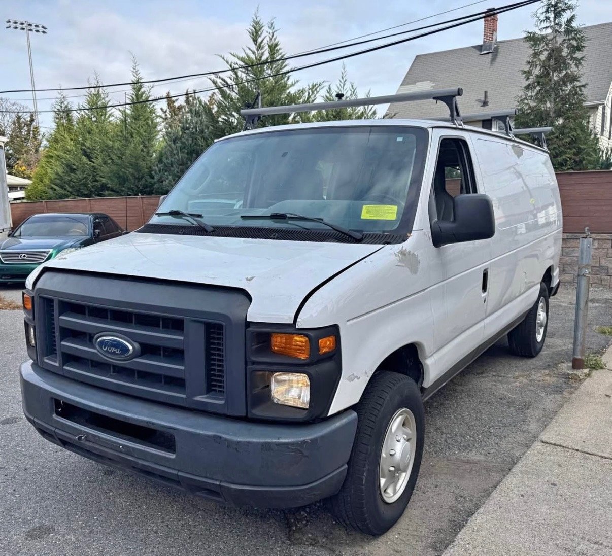 2009 Ford 250 econoline