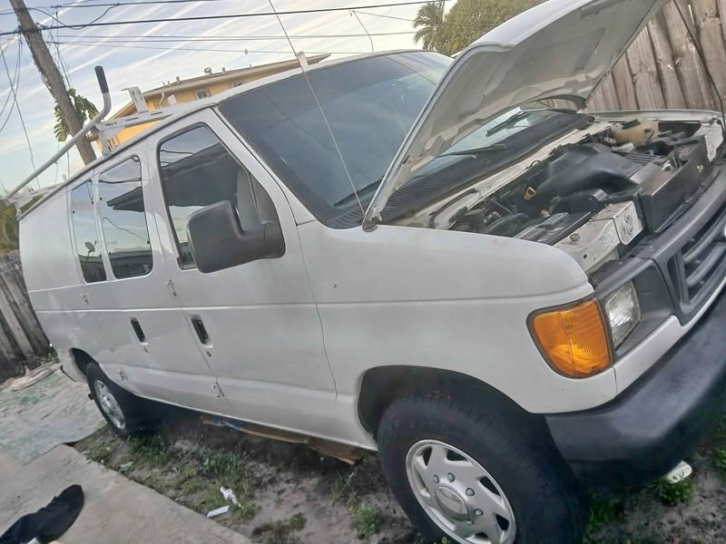 2003 Ford Econoline E250 Cargo