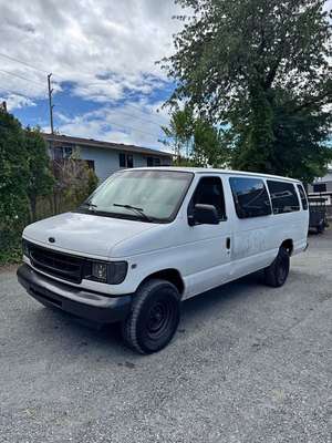2001 Ford Econoline E350 Super Duty Passenger - Extended Van