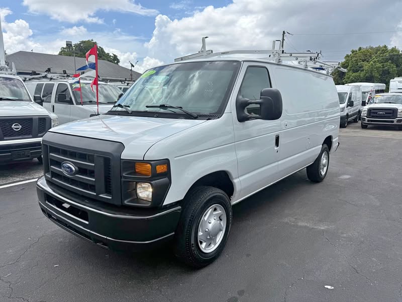 2014 Ford Econoline E150 Cargo - E-150 CARGO VAN LOW MILES!