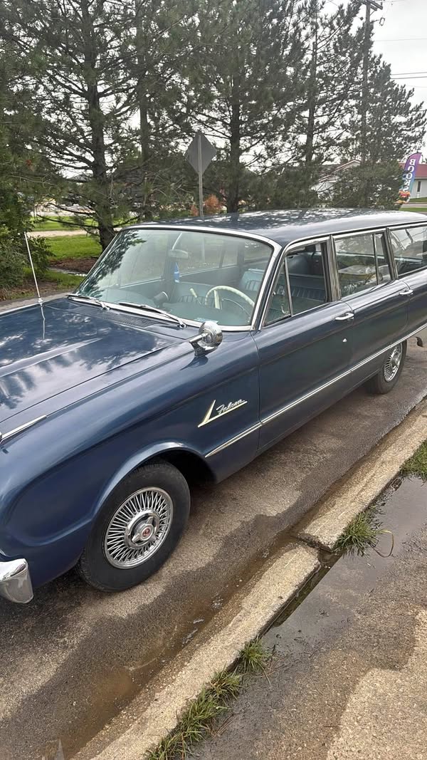 1962 Ford falcon wagon