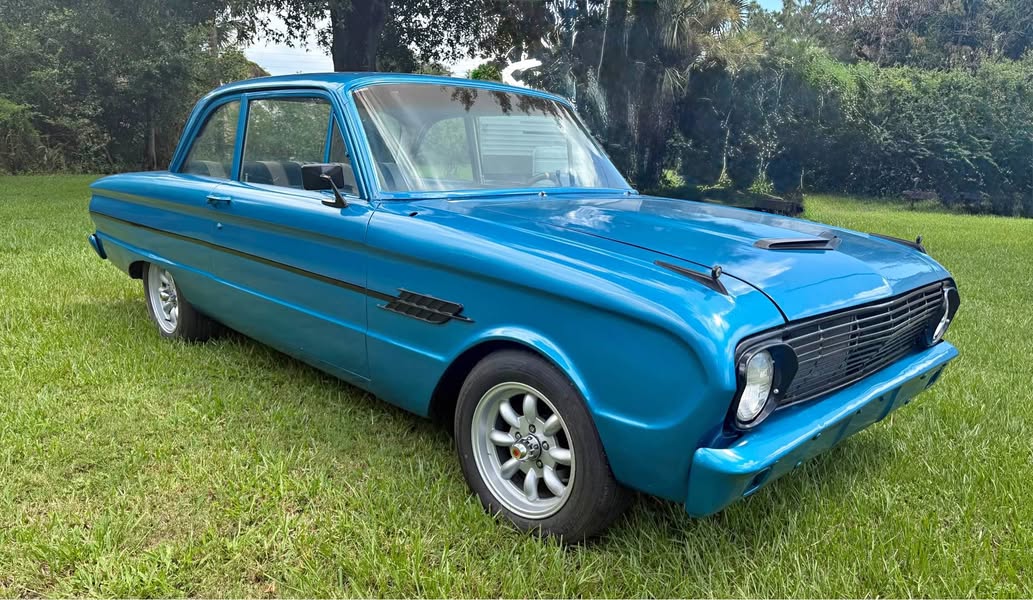 1962 Ford Falcon  - Futura V8 302