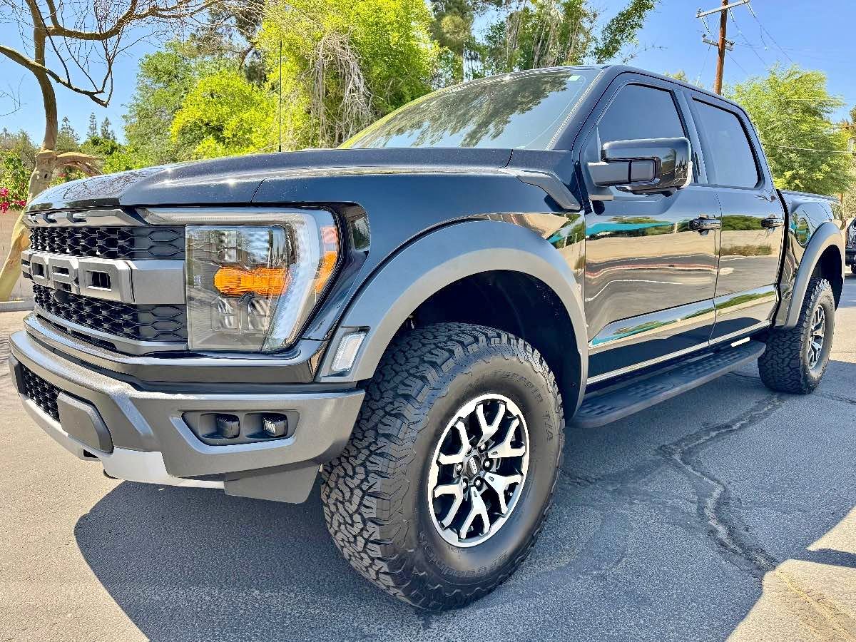 2022 Ford F150 Super Cab - Raptor Pickup 4D 5 1\/2 ft