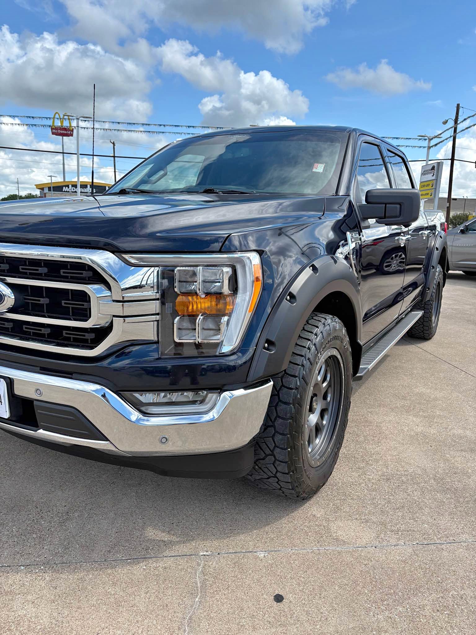 2023 Ford F-150 - XLT Pickup 4D 5 1\/2 ft