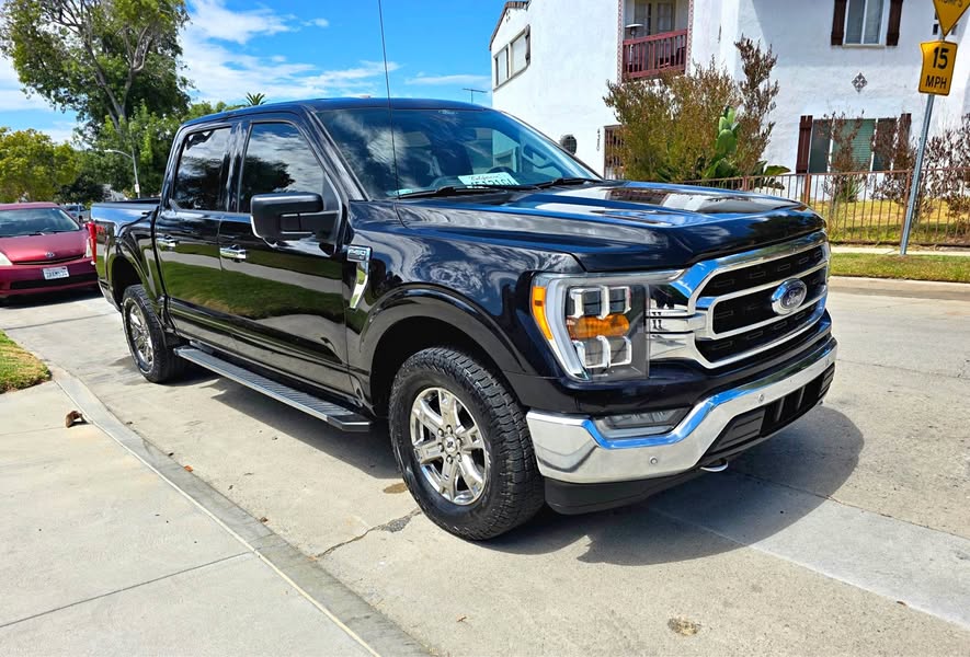 2021 Ford F-150 - XLT Pickup 4D 5 1\/2 ft
