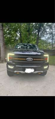 2023 Ford F-150 - Lariat Pickup 4D 5 1\/2 ft