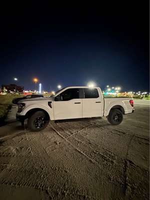 2024 Ford F150 SuperCrew Cab - Stx