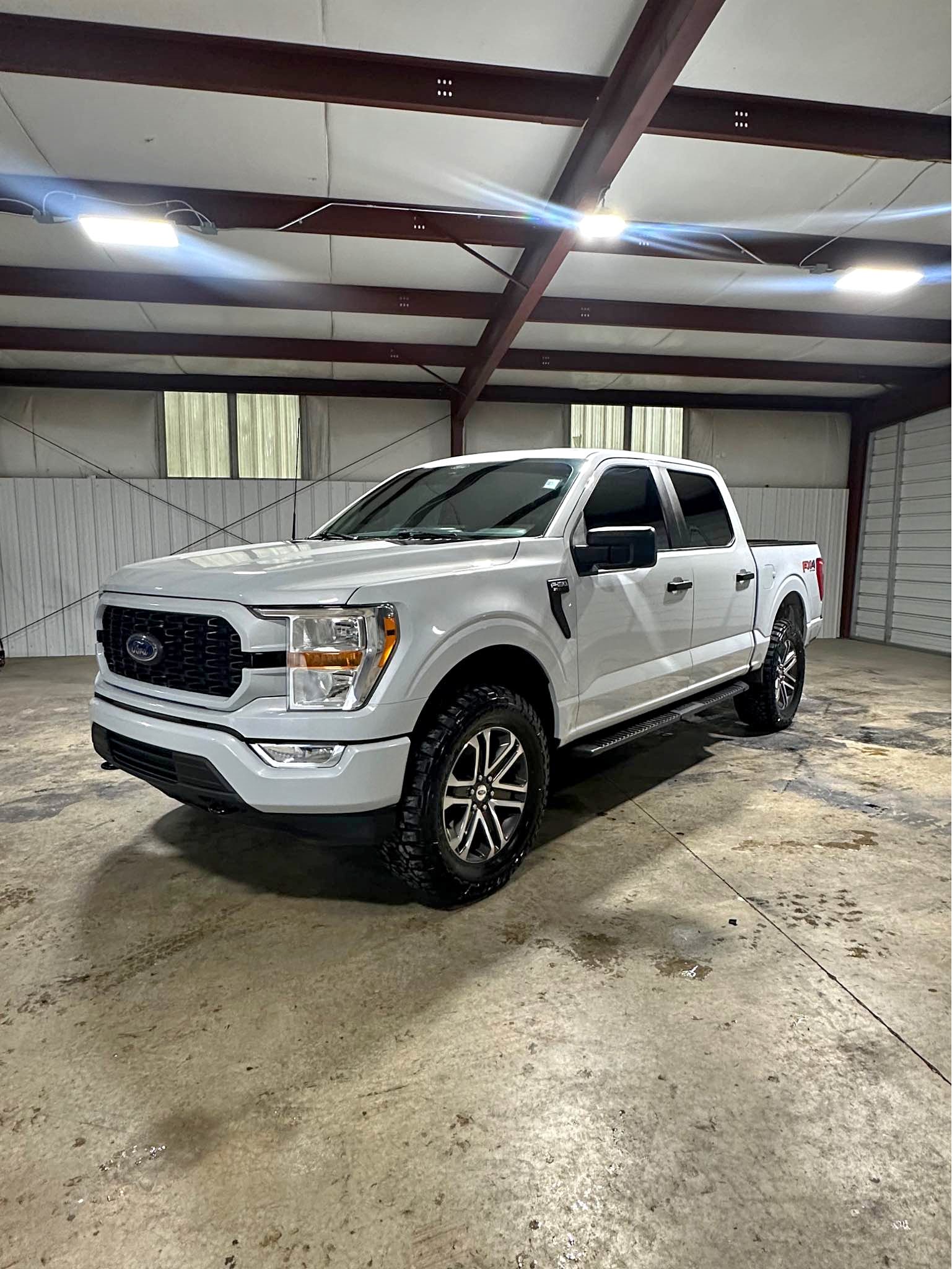 2021 Ford F150 SuperCrew Cab - XLT Pickup 4D 5 1\/2 ft