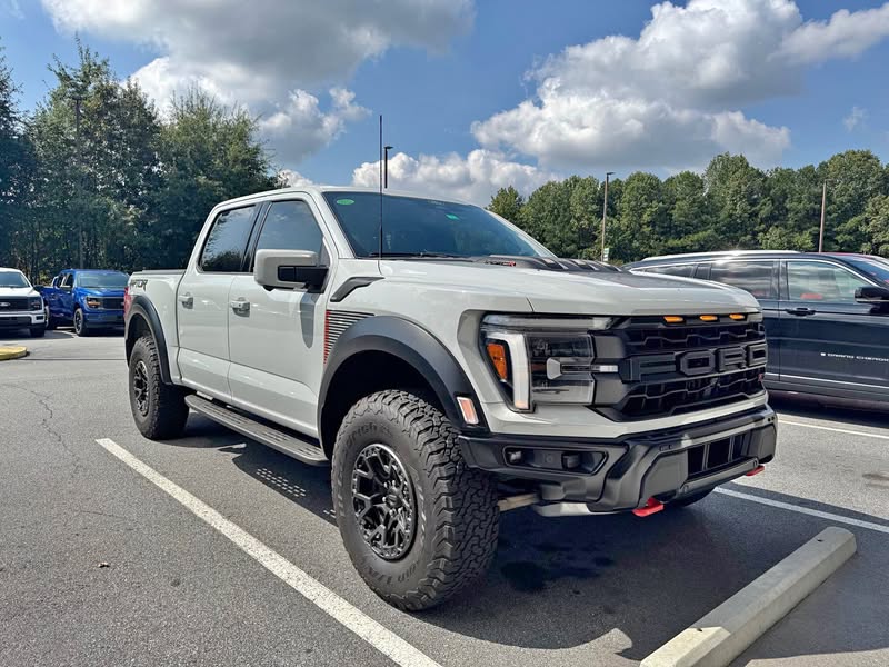 2024 Ford F150 SuperCrew Cab - Raptor R Pickup 4D 5 1\/2 ft