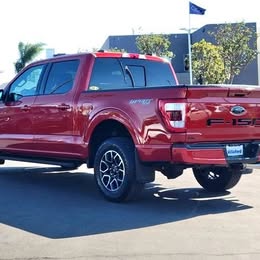 2023 Ford F-150 Lariat 4WD 4 Door Crew Cab Truck