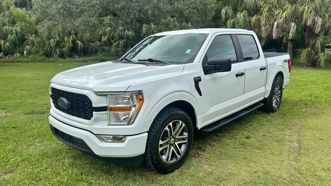 2021 Ford F-150 - XLT Pickup 4D 5 1\/2 ft