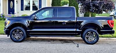2022 Ford F-150 - XLT Pickup 4D 5 1\/2 ft