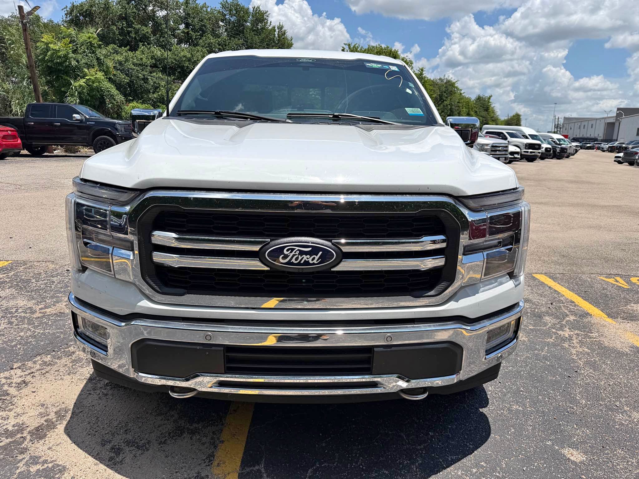 2024 Ford F-150 Lariat Pickup 4D 5 1\/2 ft