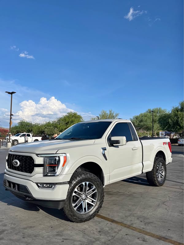 2023 Ford F-150 - XLT Pickup 2D 6 1\/2 ft