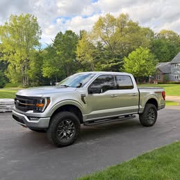 2021 Ford F-150 Tremor 402A \u2013 Loaded \u2013 KO2s \u2013 Rigid Lights \u2013 $32000