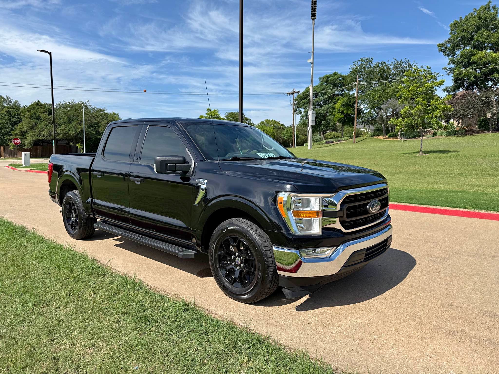 2021 Ford F-150 - XLT Pickup 4D 5 1\/2 ft