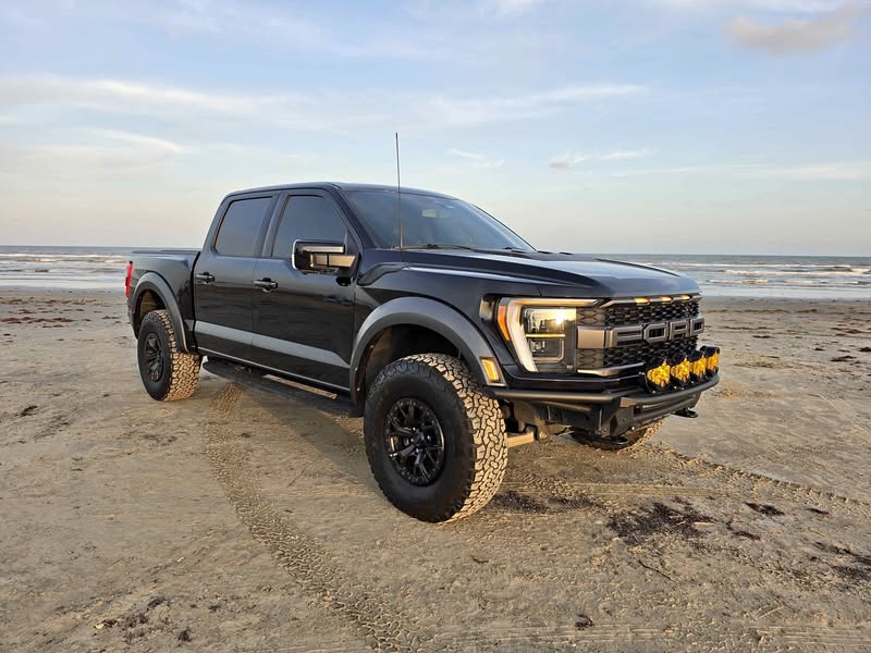 2022 Ford F-150 - Raptor Pickup 4D 5 1\/2 ft