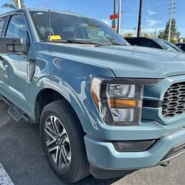 2023 Ford F-150 XL 4WD 4 Door Crew Cab Short Bed Truck