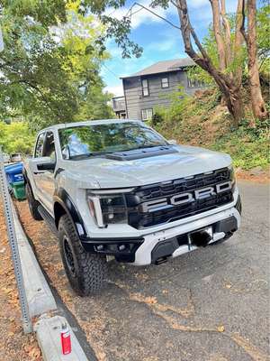 2024 Ford F150 SuperCrew Cab - Raptor Pickup 4D 5 1\/2 ft