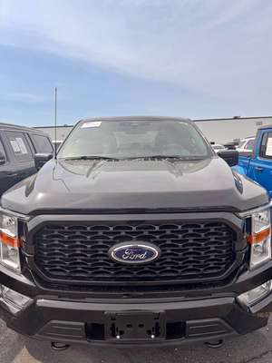 2022 Ford F-150 - XL Pickup 4D 5 1\/2 ft
