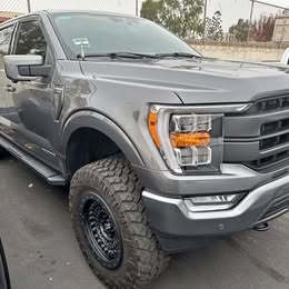 2023 Ford F-150 Lariat 4WD 4D Super Crew